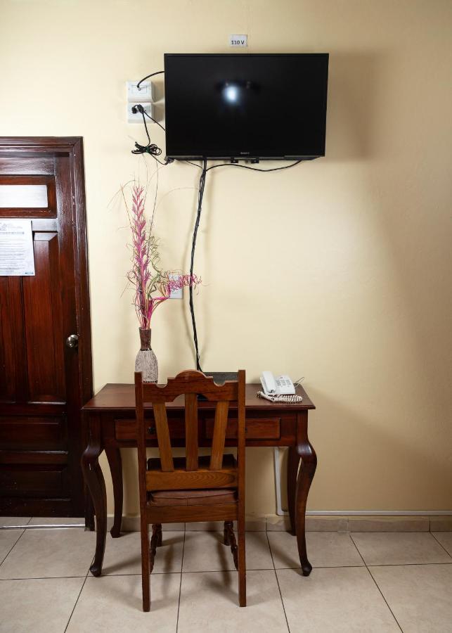Hotel Internacional Palmerola Comayagua Exteriör bild