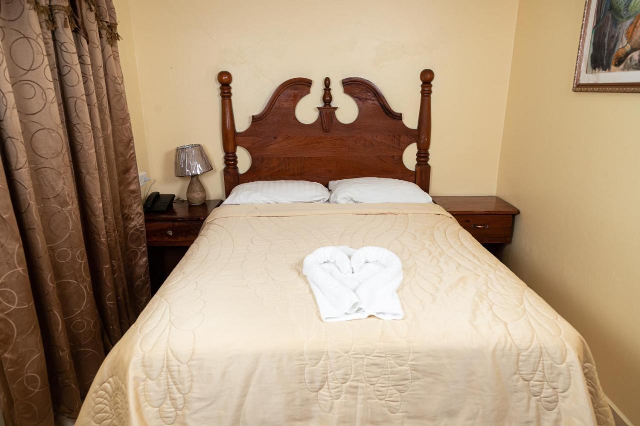 Hotel Internacional Palmerola Comayagua Exteriör bild