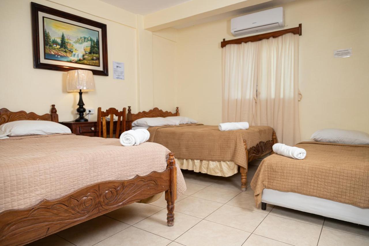 Hotel Internacional Palmerola Comayagua Exteriör bild